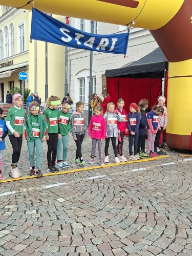 1d50f93b-a2d7-45de-aa97-ea6e866981d5